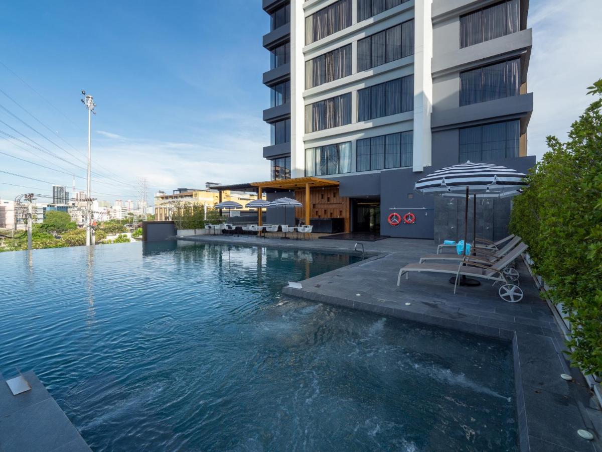 Thaya Hotel Bangkok Kültér fotó