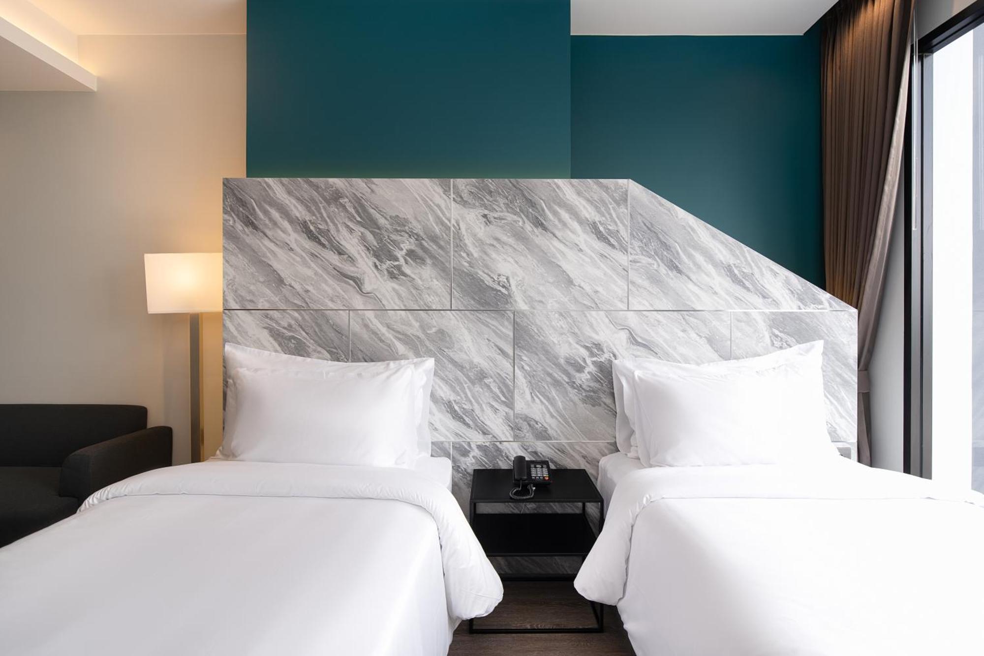 Thaya Hotel Bangkok Kültér fotó